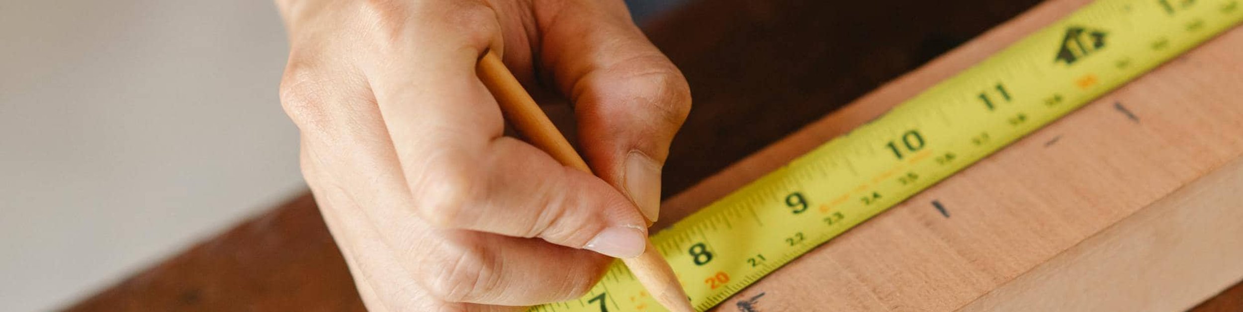Hand measuring